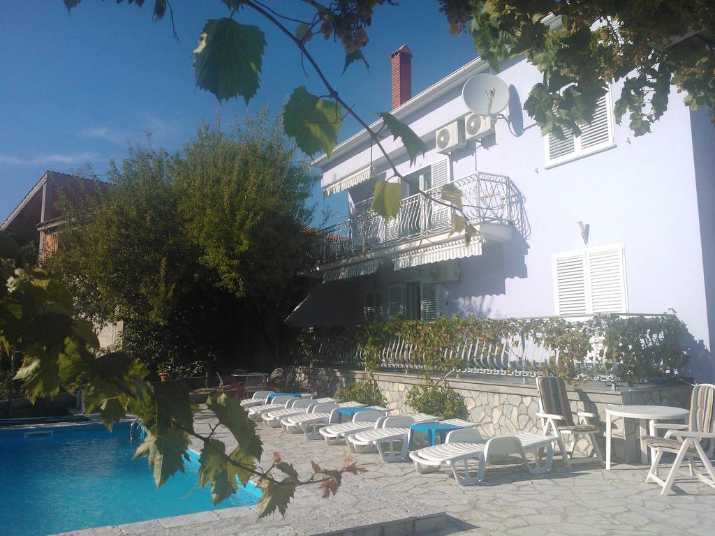 Apartments Jerine Tribalj Dış mekan fotoğraf